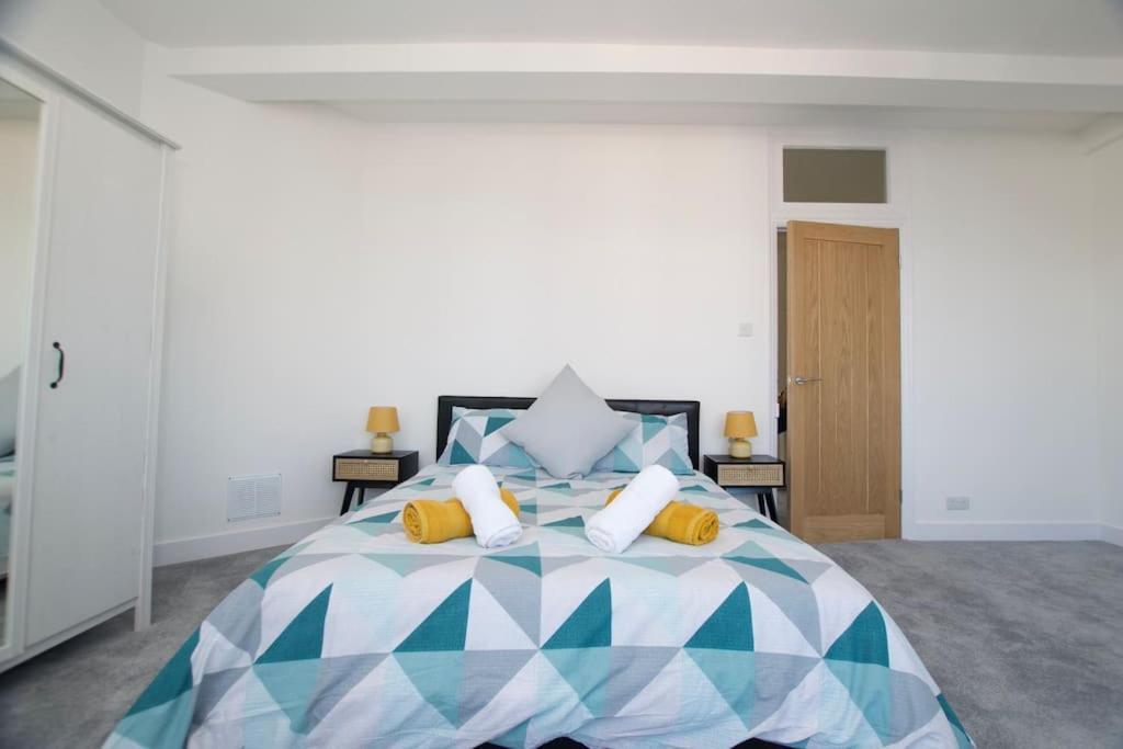 滨海弗林顿Beautiful Large 3-Bed Coastal Flat With Parking.公寓 外观 照片